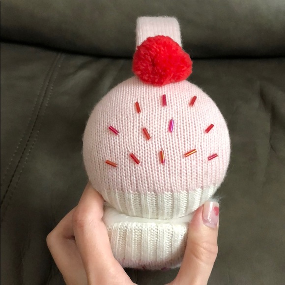 kate spade Accessories Kate Spade Cupcake Ear Muffs Poshmark